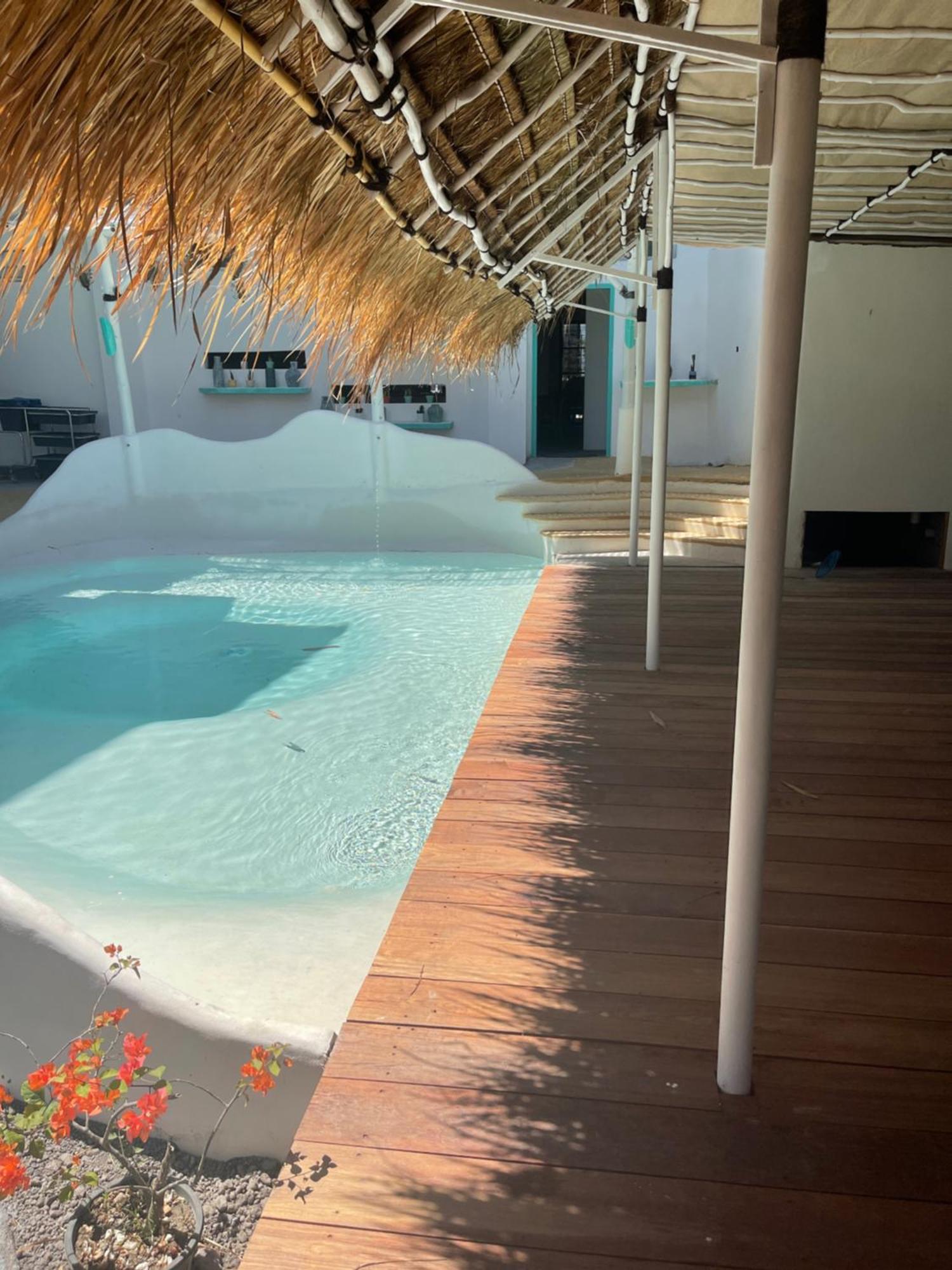 Tanawu Airport Hotel Lombok 프라야 외부 사진